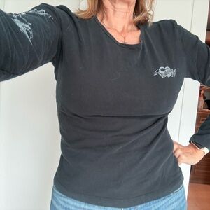 Harley Davidson Black Long-Sleeve Graphic Tee. Women’s large, fit medium large